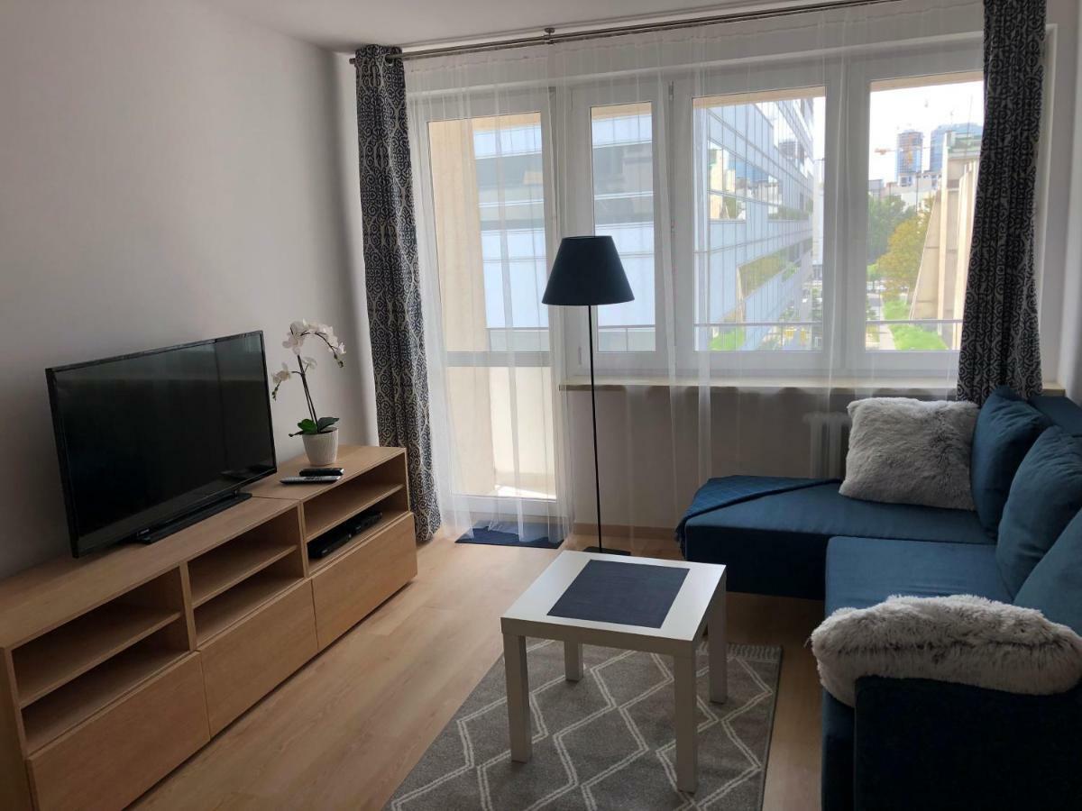 Ep Apartment Warschau Buitenkant foto